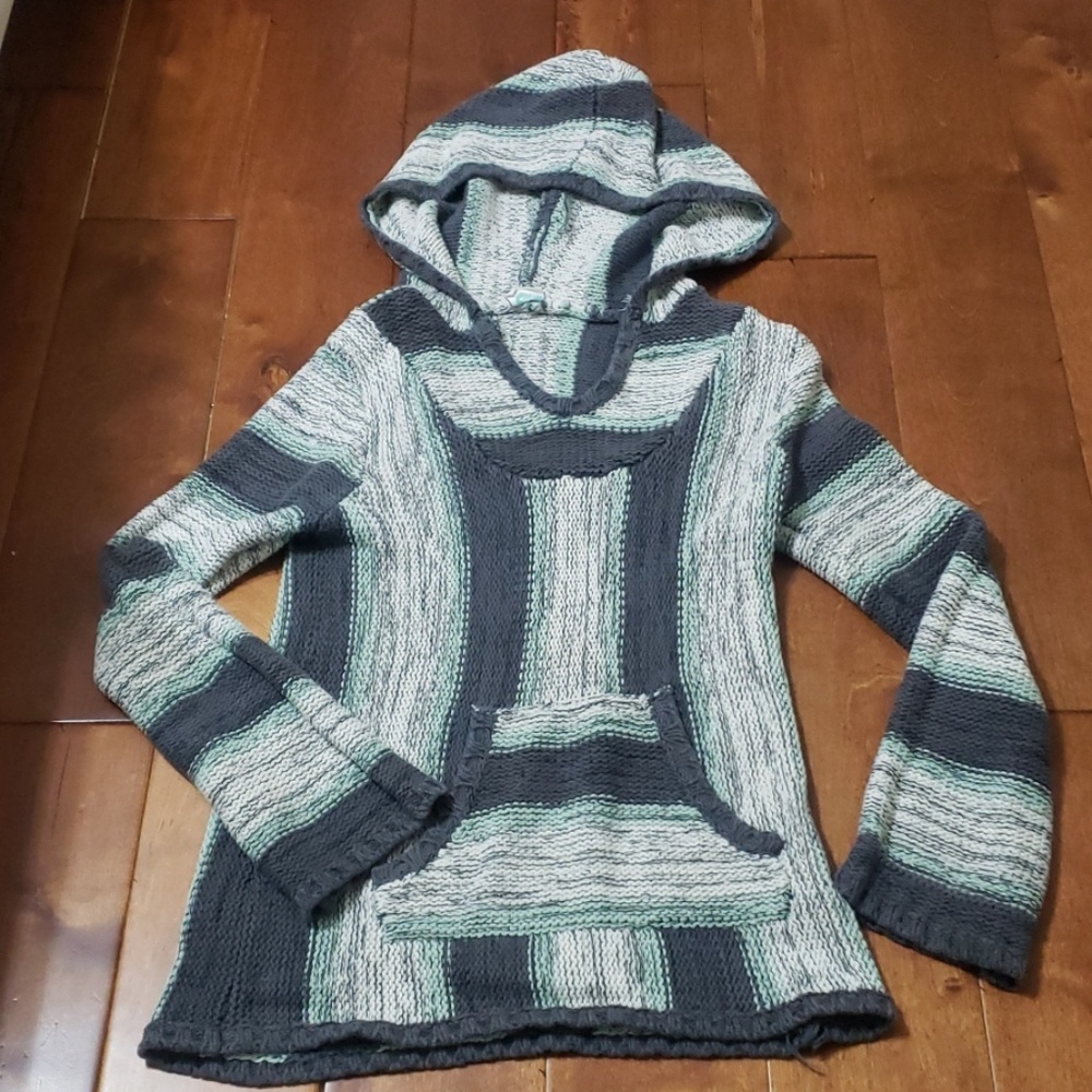 Roxy poncho sweater